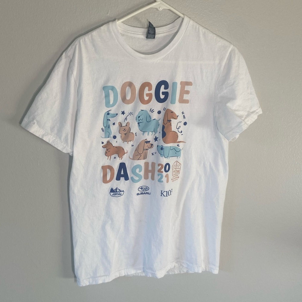 Doggie Dash Portland PDX retro vintage tee